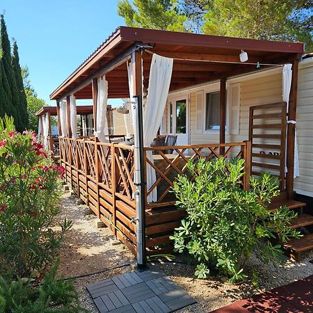 Mobile Home Sea Fairy , Jezera , Murter Tisno Ngoại thất bức ảnh