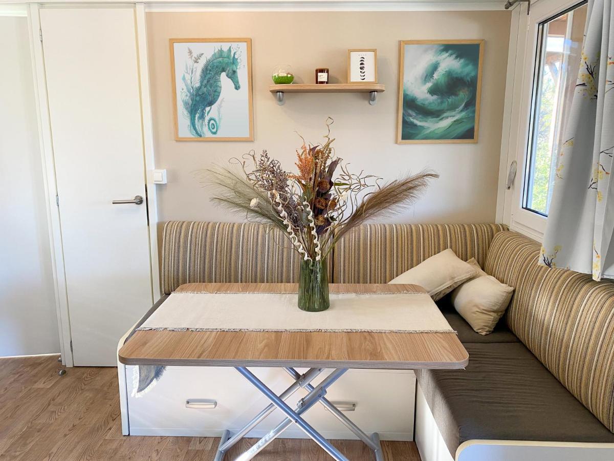 Mobile Home Sea Fairy , Jezera , Murter Tisno Ngoại thất bức ảnh