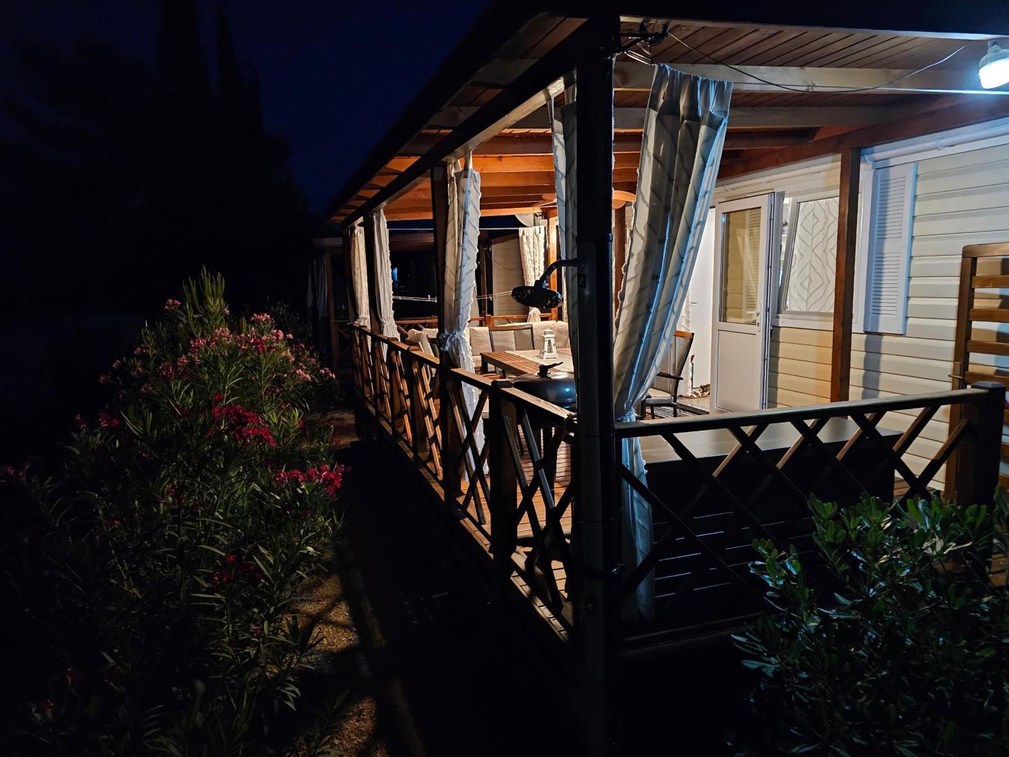 Mobile Home Sea Fairy , Jezera , Murter Tisno Ngoại thất bức ảnh